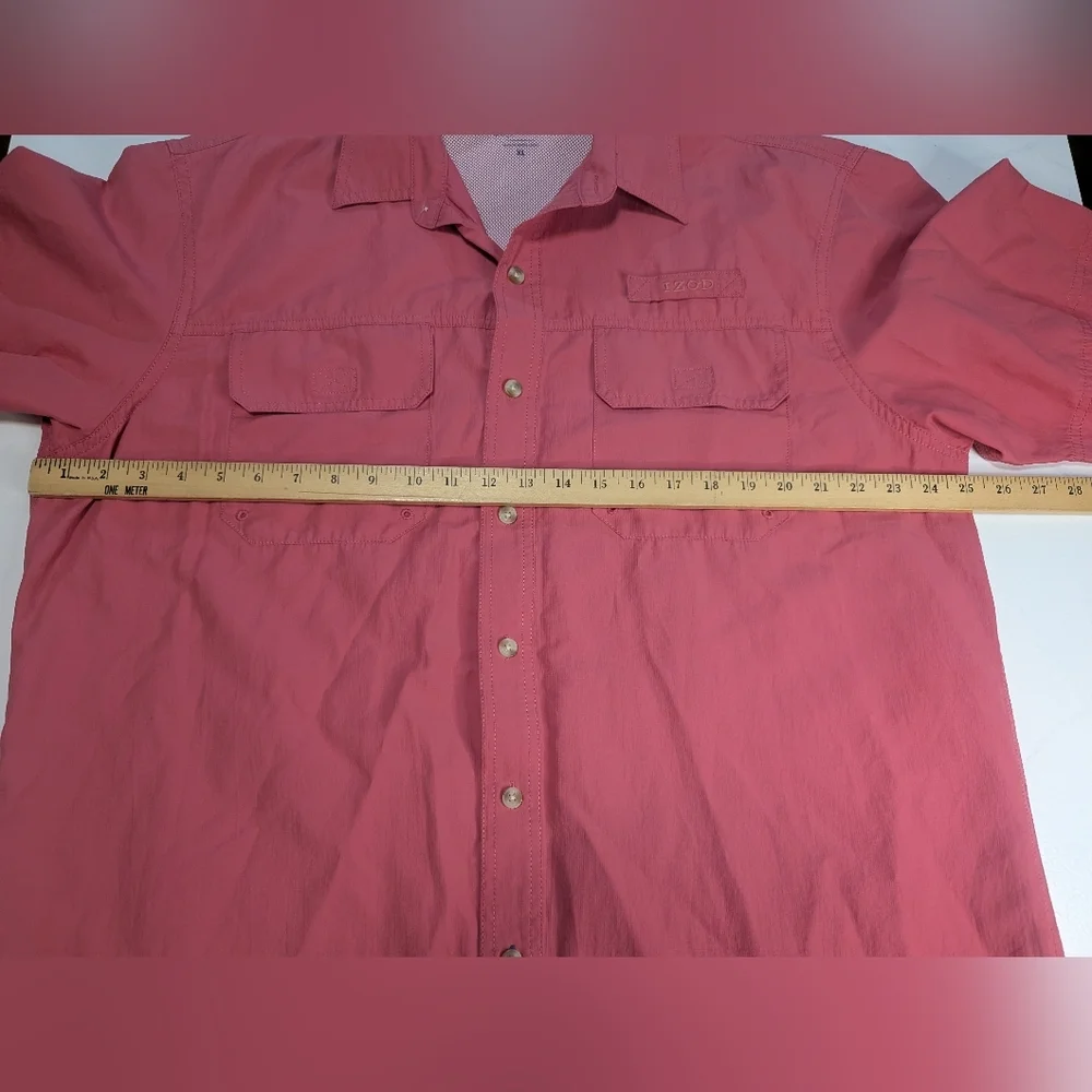 Izod Mens Fishing Shirt XL Surfcaster Rose Vented Outdoor Casual Button Up